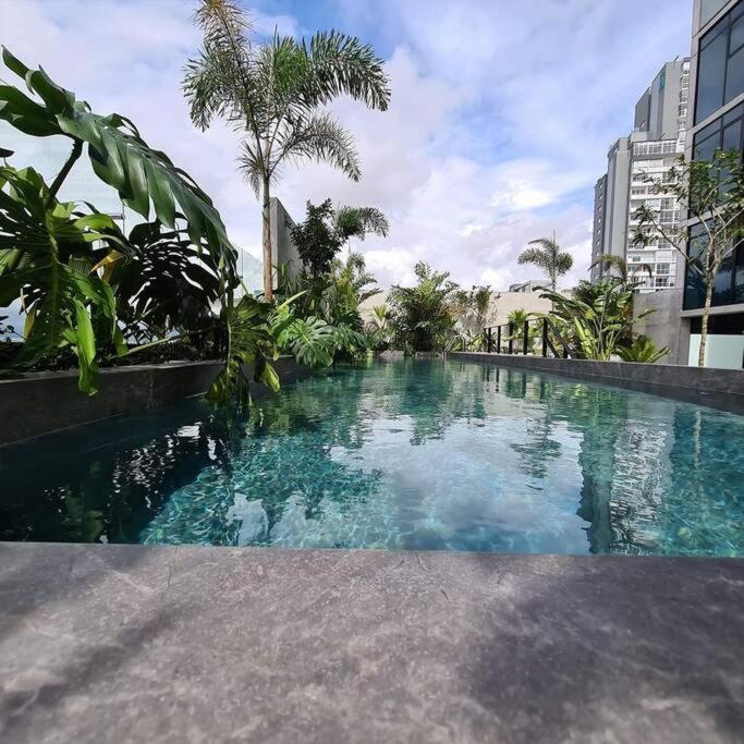 Cosmopolitan Apt 1407, 5 Star Facilities, 15M Sjo Airport, Parking, Pool, Gym Сан Хосе Екстериор снимка